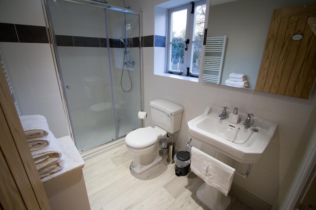 Whispering Cottages Bed And Breakfast Nuneham Courtenay Room photo
